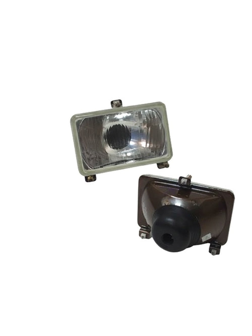 ÖN FAR KÖŞELİ STP02021 - Massey Ferguson 240 - 285 - 277 - 3105 - 1693944 - 1 Adet
