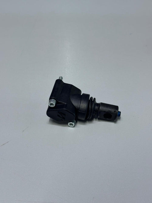 HİDROLİK DAMPER KALDIRMA VALFİ KOL BAĞLANTISI MEKANİK - New Holland TT - TD Serisi - 5080438 - 1 Adet
