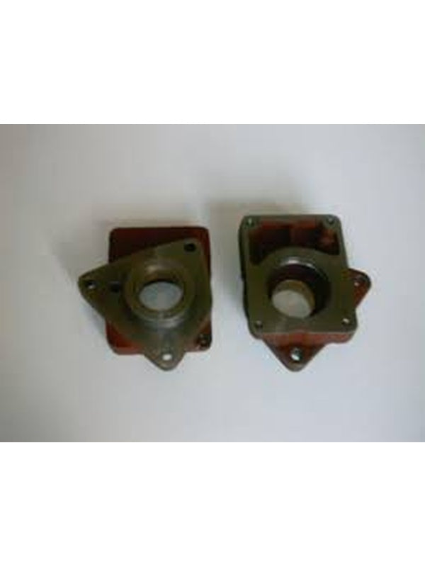 HİDROLİK POMPA BAĞ MESNEDİ DÖRT KÖŞE ÜST ÜÇGEN - Fiat / New Holland 480 - 54C - Massey Ferguson 65 - New Holland 70 - 4788084 -   1  Adet