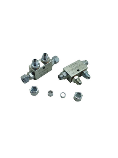 LİFTLİ HİDROLİK ORTA KOL KONTROL VALFİ 3x8 380 Bar - New Holland - Massey Ferguson - Erkunt - Tümosan - Steyr-Başak - AR4560 -   1  Adet