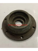 ARKA AKIS KEÇE YATAĞI SACI SAĞ - Fiat / New Holland 480 - 640 - 54C - New Holland 55 - Massey Ferguson 65 - 597375 -   1  Adet